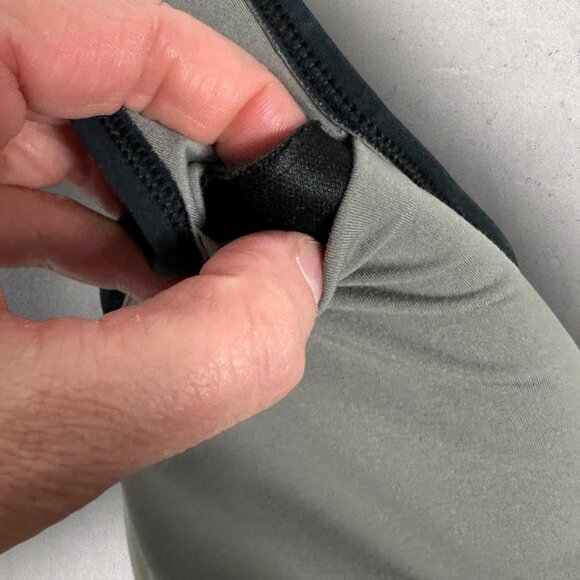 Alphalete Sports Bra Cut Out Womens Size XS Black Grey Tie Dye AL20-001 Athletic - Picture 7 of 10